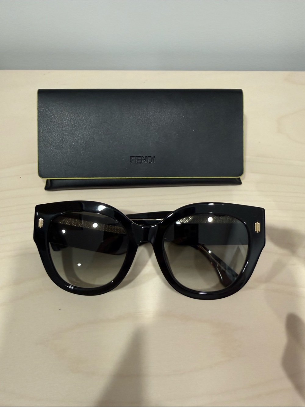 Fendi Black FF-0452/F/S Cat-Eye Sunglasses